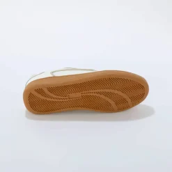 Baskets à lacets