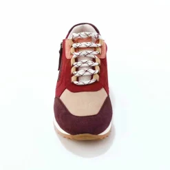 Baskets sneakers cuir, empiècements fantaisie contrastés