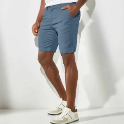 Bermuda chino arrondi sous le ventre