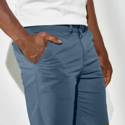 Bermuda chino arrondi sous le ventre