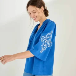 Blouse ample, manches 3/4 brodées