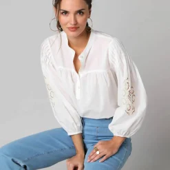 Blouse ample manches 7/8è brodées