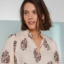 Blouse col montant, manches blousantes, imprimé ethnique