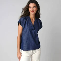 Blouse col V manches courtes denim léger