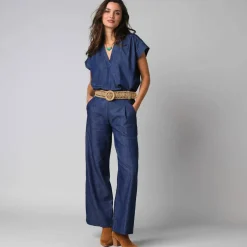 Blouse col V manches courtes denim léger
