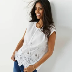 Blouse en broderie anglaise, sans manches