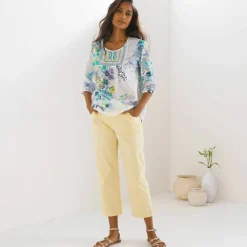 Blouse imprimée fleurs, détails brodés
