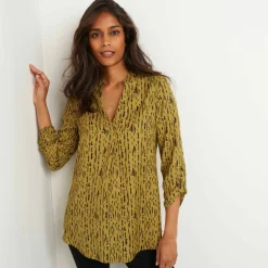 Blouse imprimé graphique col tunisien, crêpe