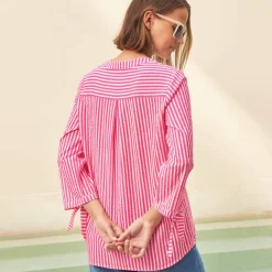Blouse rayée en seersucker, nouettes aux manches
