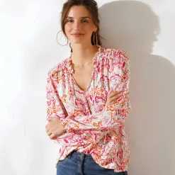 Blouse smockée col volanté, voile imprimée