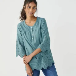 Blouse unie manches 3/4, broderie anglaise