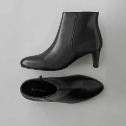 Boots cuir à talons