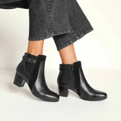 Boots en cuir bi-matière élastiquées à boucle et à talon