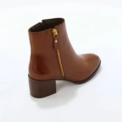 Boots zippées en cuir
