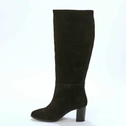 Bottes en cuir suédé