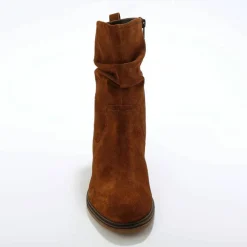Bottes fourrées en cuir plissé