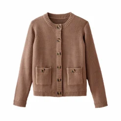Cardigan uni boutonné à poches