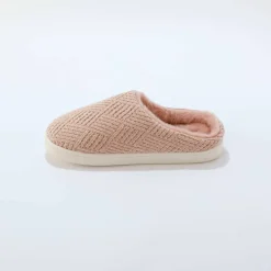 Chaussons forme mule fourrés