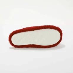 Chaussons forme mules imprimé coeur