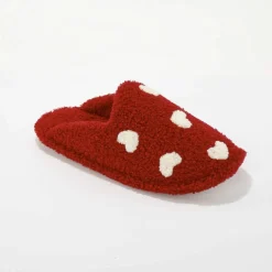 Chaussons forme mules imprimé coeur