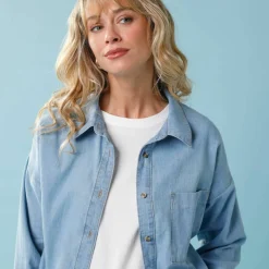 Chemise en denim Spécial Petite, coupe loose