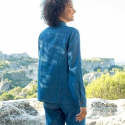 Chemisier boutonné, en denim léger