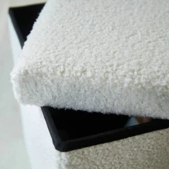Coffre pouf en bouclette sherpa