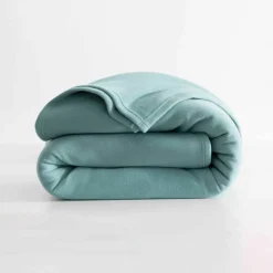 Composition • Maille polaire 100% polyester, 450 g/m² Description • Couverture polaire Thermotec® réputée pour ses qualités d'excellence : contact i