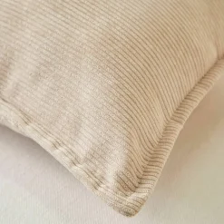 Coussin uni velours côtelé