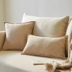 Coussin uni velours côtelé