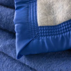 Couverture bicolore pure laine 800 g/m²