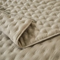 Couvre-lit matelassé - microfibre