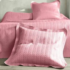 Couvre-lit matelassé microfibre motif géométrique