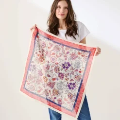 Foulard carré imprimé floral