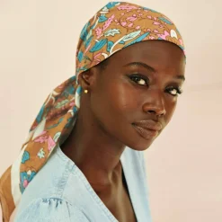 Foulard en voile de coton, imprimé fleurs