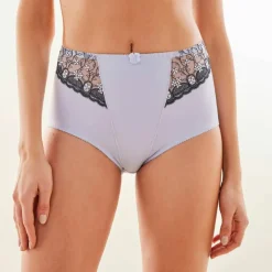 Gainette microfibre tulle brodé Caminata