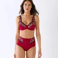 Gainette microfibre tulle brodé Caminata