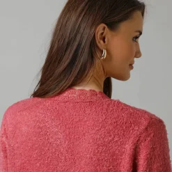 Gilet en maille poilue, détail de macramé