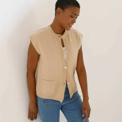 Gilet sans manches boutonné