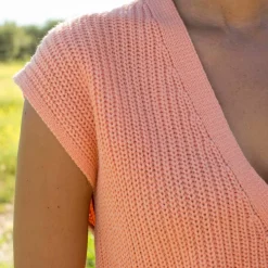 Gilet sans manches boutonné