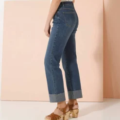 Jean droit à revers 7/8ème, taille haute