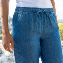 Jean léger coupe mom, taille élastiquée
