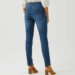 Jean slim, taille haute, petite stature