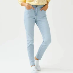 Jean slim, taille haute, petite stature