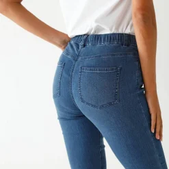 Jean ultra stretch, coutures affinantes