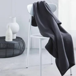 Jeté de canapé ou plaid uni nid d’abeille - coton
