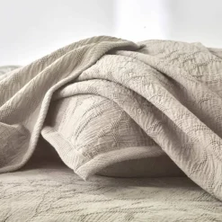 Jeté de lit jacquard gaufré "feuillage"