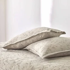 Jeté de lit jacquard gaufré "feuillage"