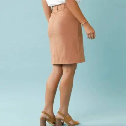 Jupe courte évasée, Spécial Petites