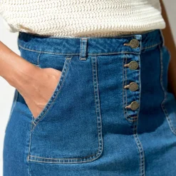 Jupe trapèze en jean, boutonnée